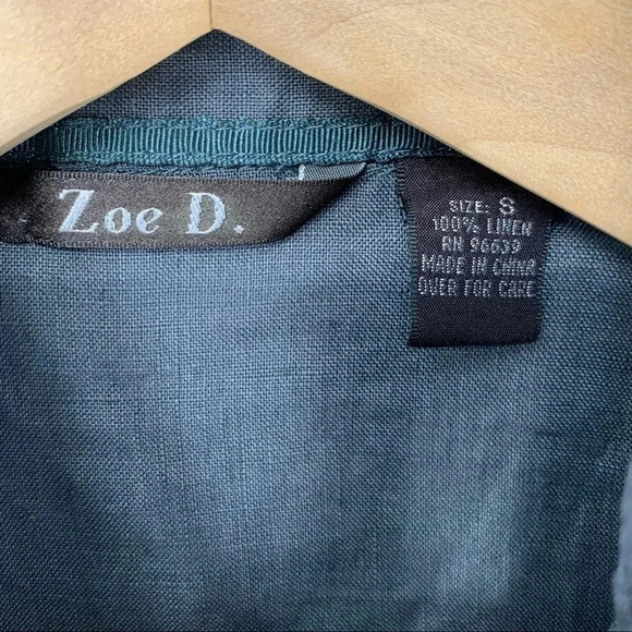 Zoe D. Pin tucked 100% linen tunic top - Picture 3 of 5